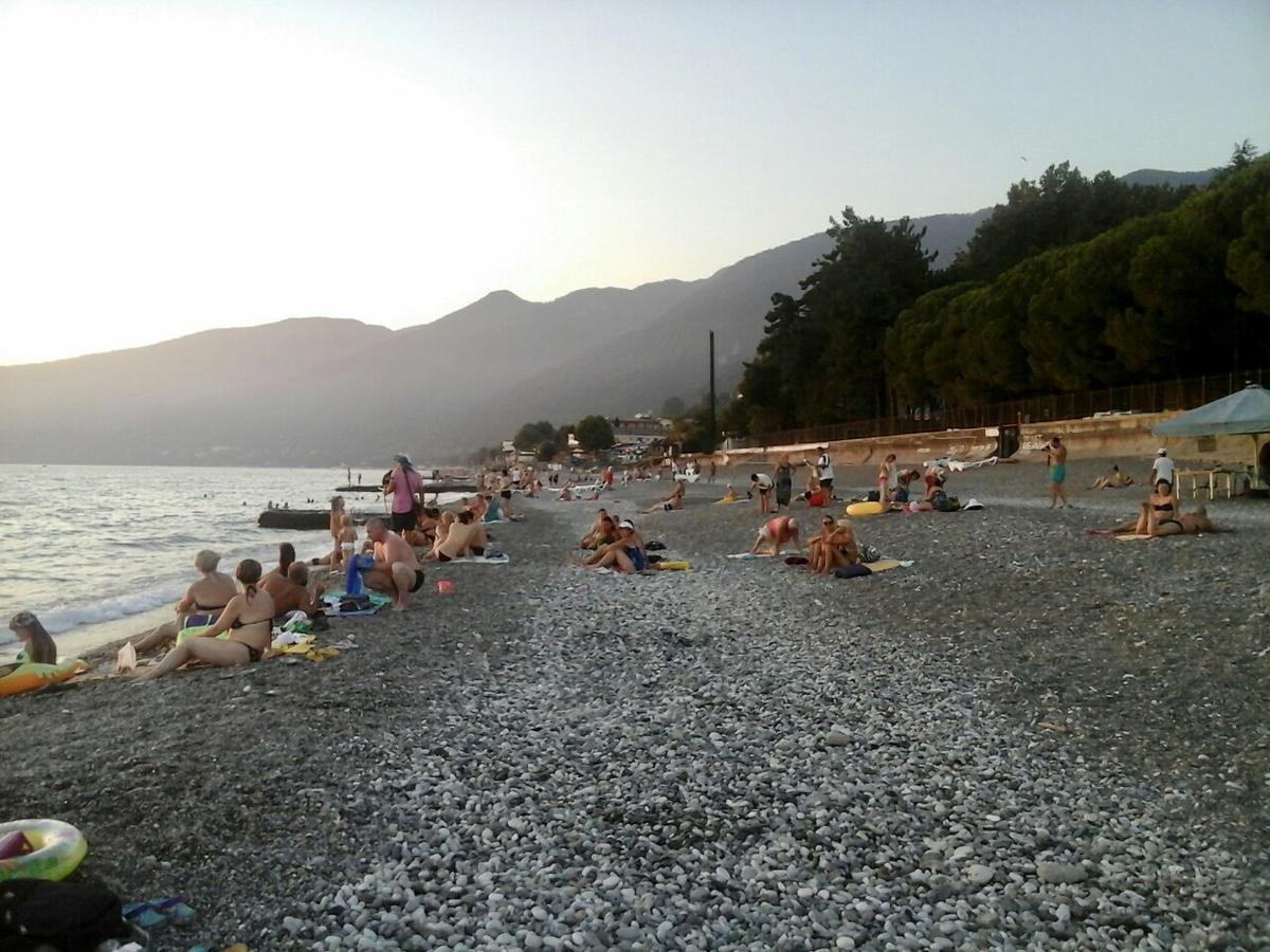 Частный Дом У Моря Gagra Exteriér fotografie